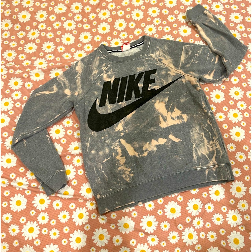 Vintage 70s grey and pink bleached tie dye Nike Sweatshirt